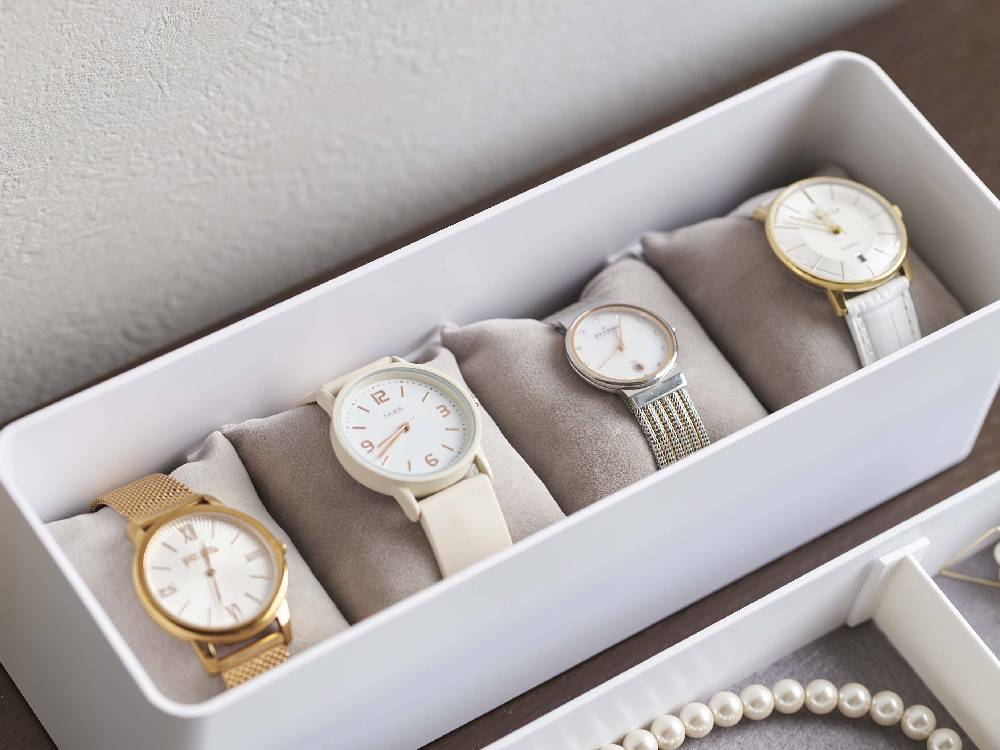 RIN/リンのトレー付きスリムアクセサリー＆時計ケース