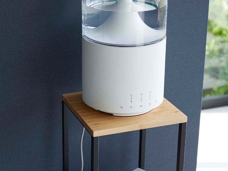 シルバーのtower加湿器スタンド