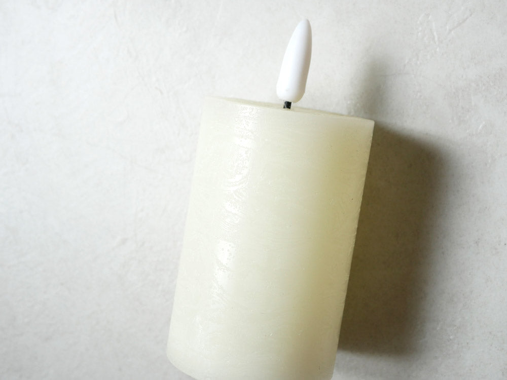 Horn PleaseブランドのハンドメイドLEDライトキャンドル、様々なサイズとデザインでデザインボックス入り