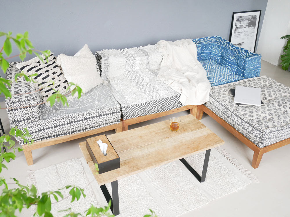 アデペシュのブロックマルチソファセンター