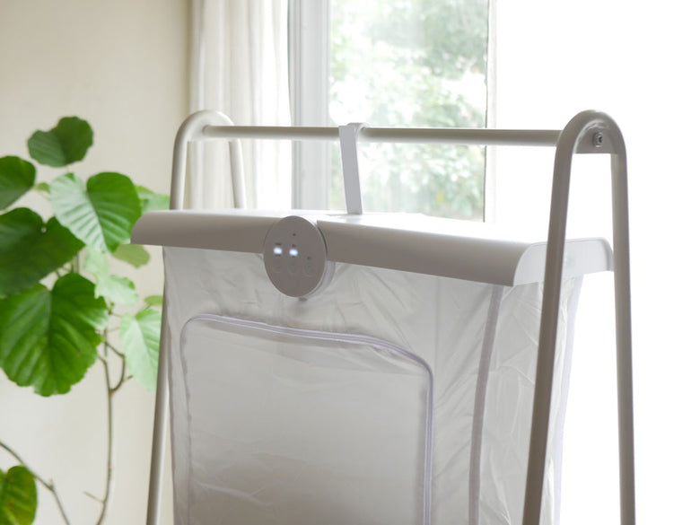 ±０のコンパクト衣類乾燥機本体