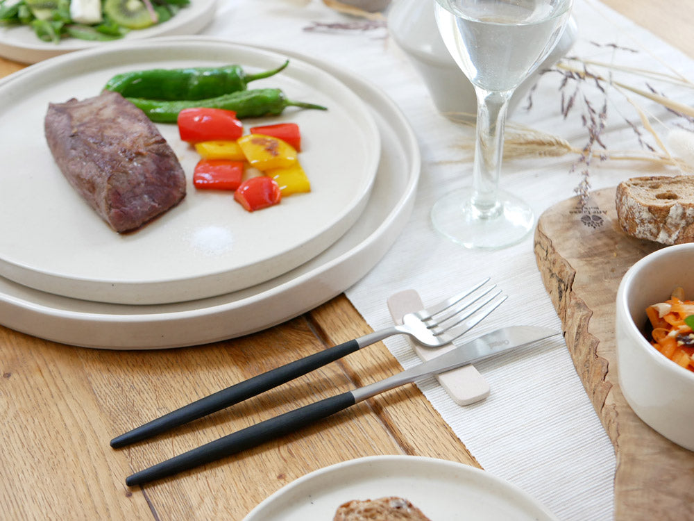 sarasa design×イブキクラフト製の日本産陶器カトラリーレスト