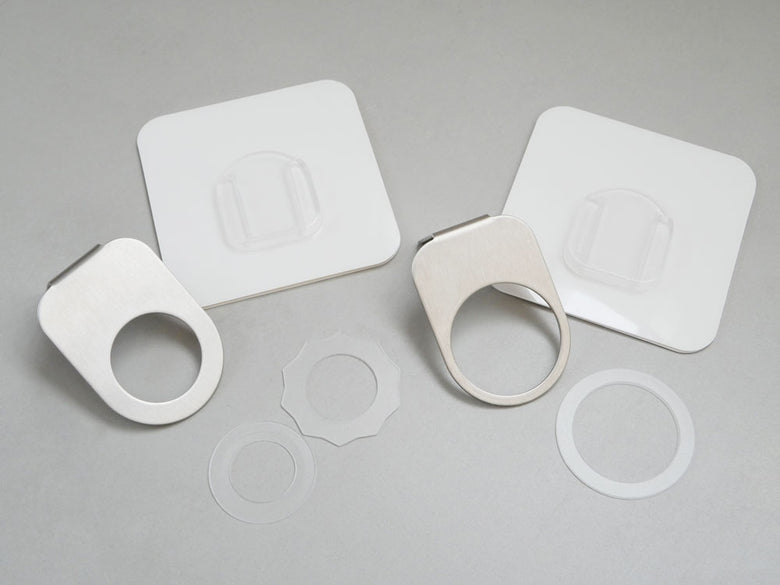 Otelブランドのソープボトルホルダー