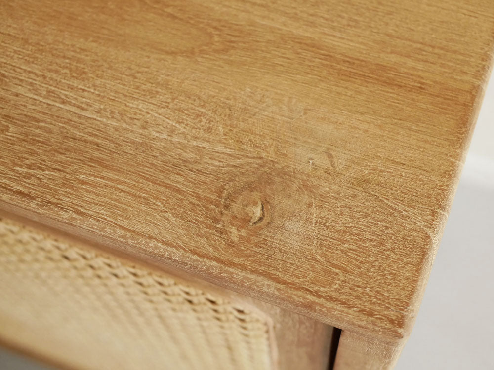 Sunflower Rattan製ラタンとチーク無垢材の120cmキャビネット