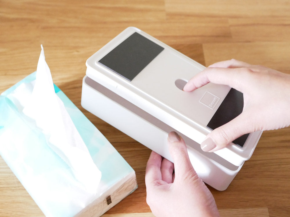 タワーのマグネットコンパクトティッシュケース