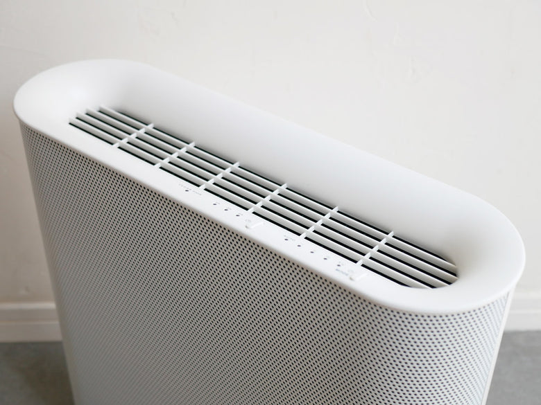 ±０空気清浄機X020の外観写真