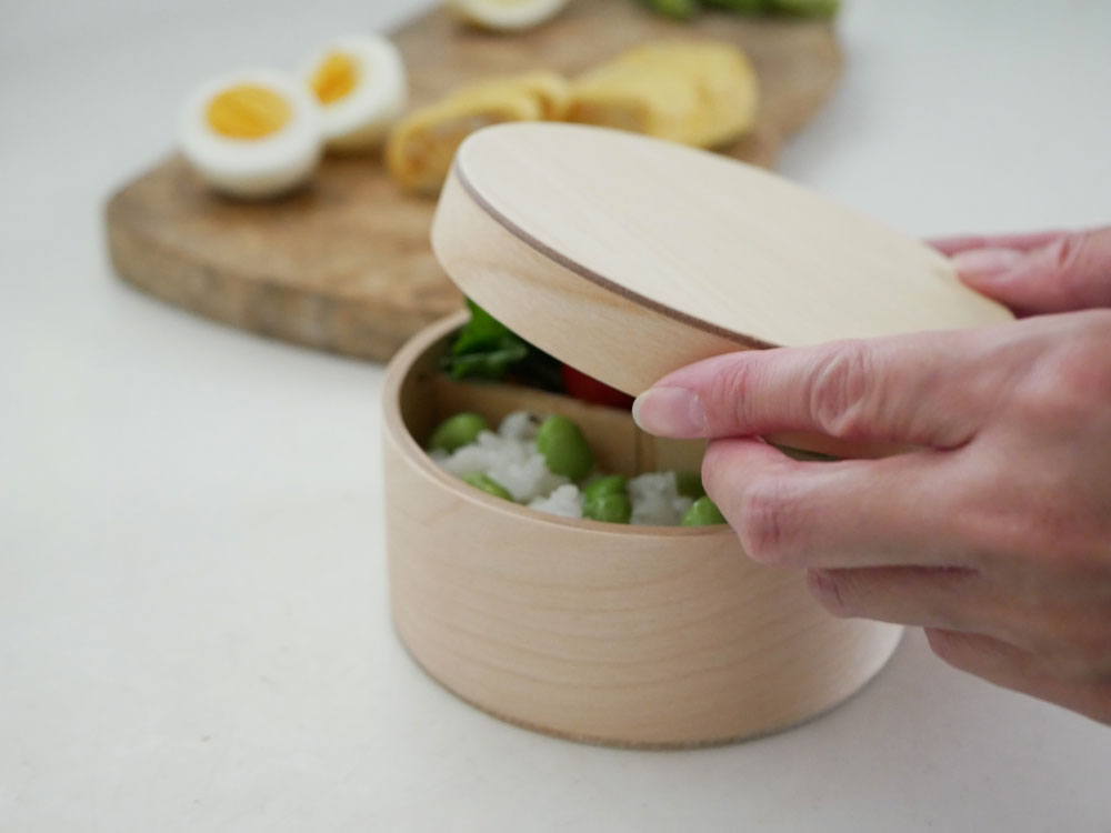 角田清兵衛商店の仕切り付き木製おひつ弁当箱