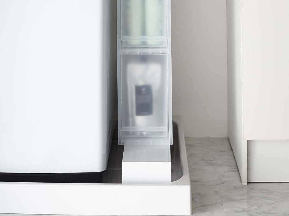 タワーの伸縮洗濯機排水口上ラック