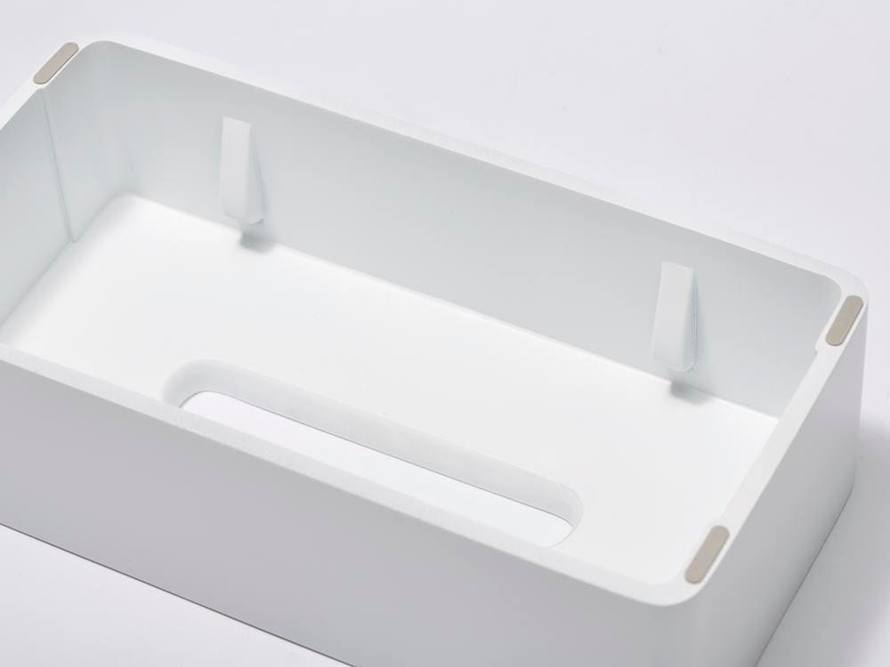 granroofのプラスチック製ティッシュケース