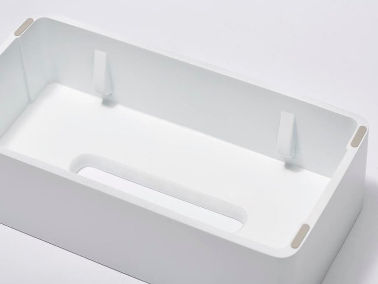 granroofのプラスチック製ティッシュケース