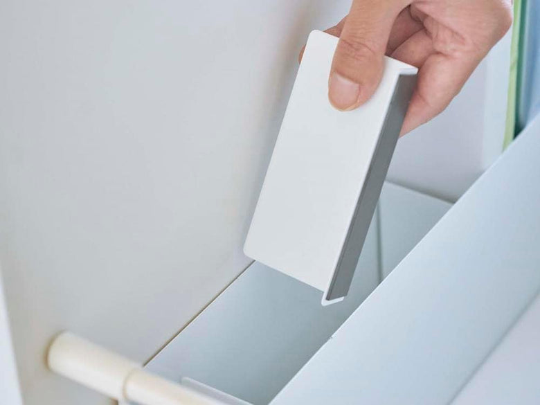 YAMAZAKIタワーのシンク下仕切り付きワイドラック