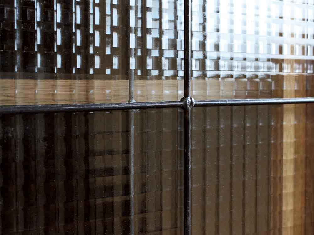 アデペシュのスライドガラスキャビネット