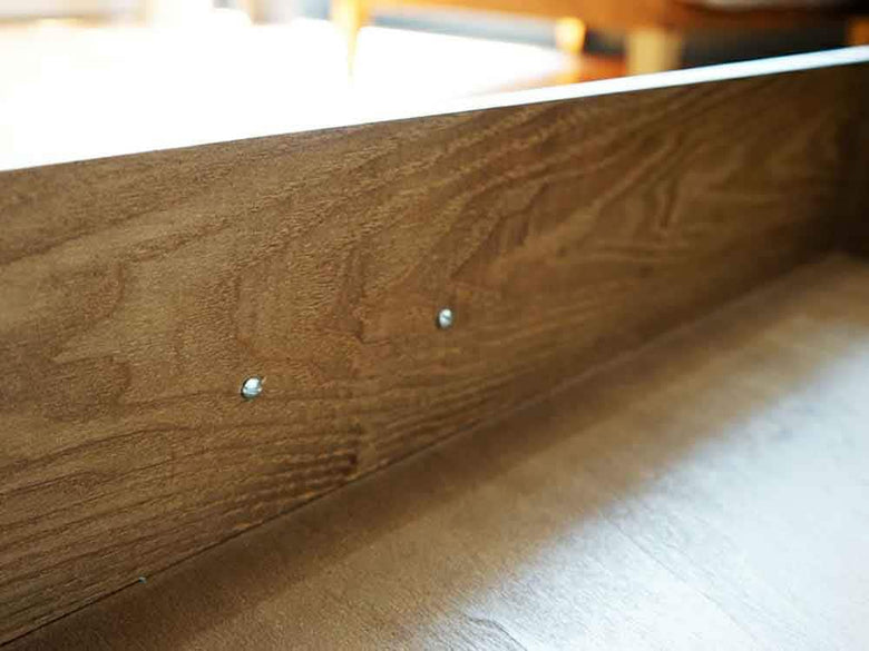 ブラウンの木製ハードウッドフローリング