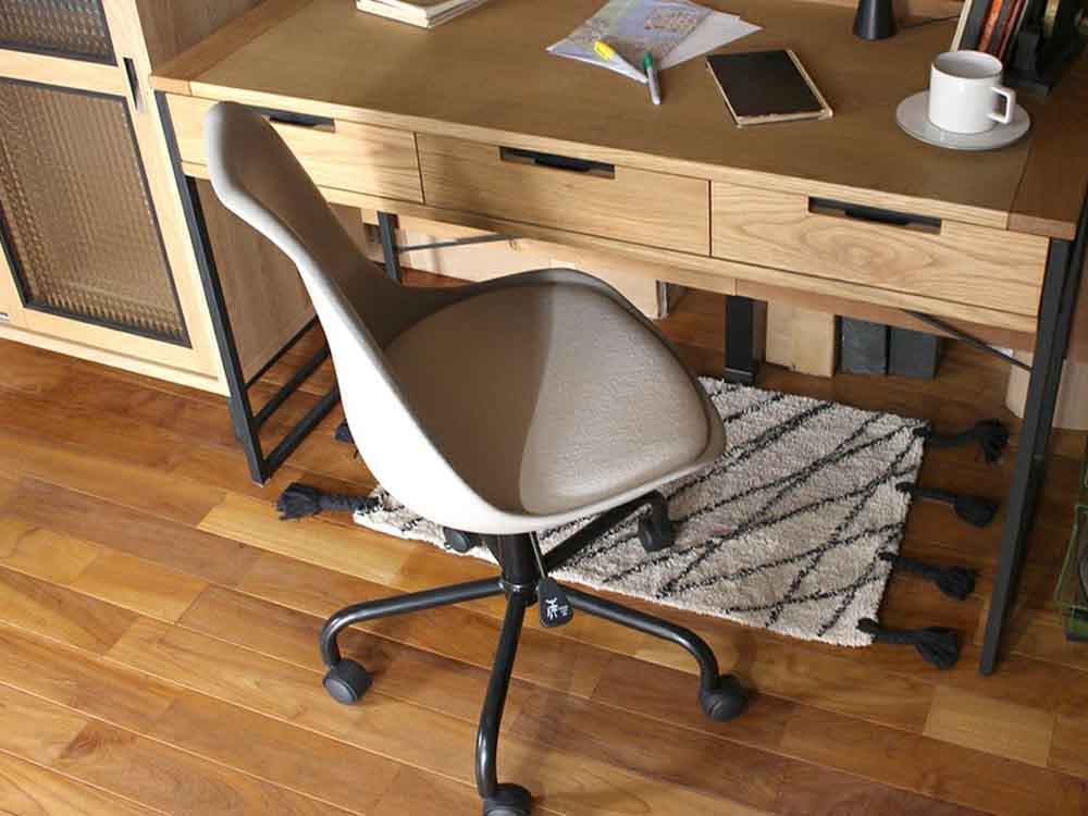 アデペシュ製グレーキャスターオフィスチェア