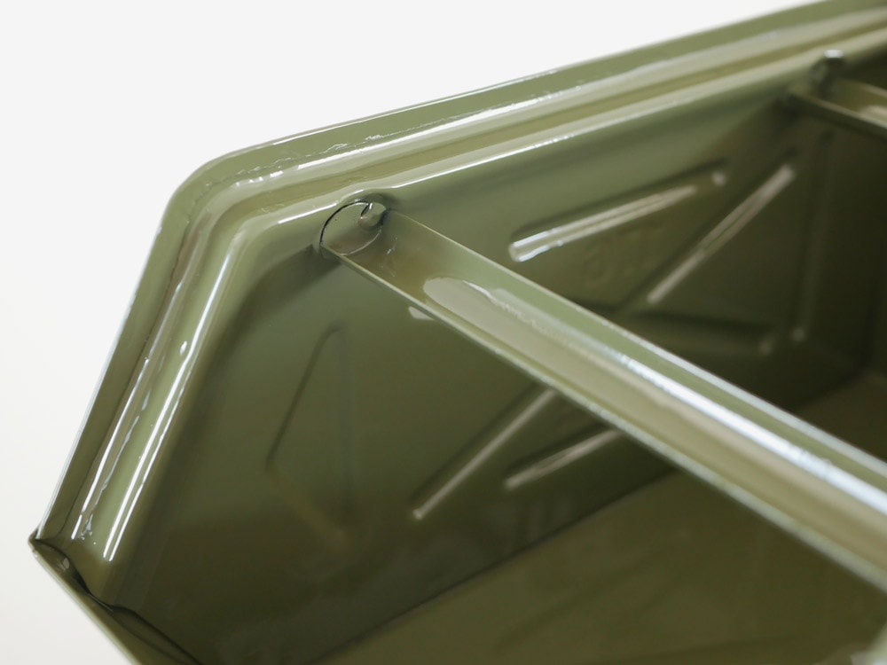 ダルトンのスチール製パーツストッカー