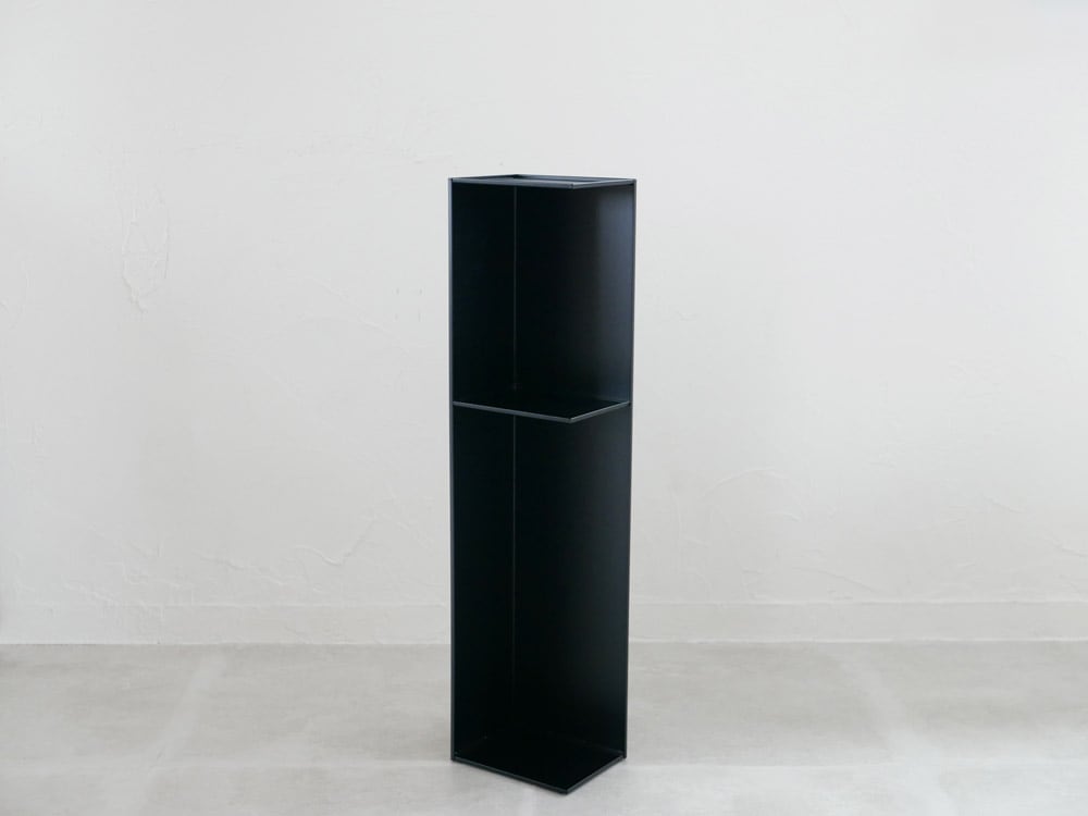 YAMAZAKIタワー製スリムトイレラック、スチール製の2段棚付きシンプルなデザインで幅13cm高さ70.5cmのトイレ収納ラック