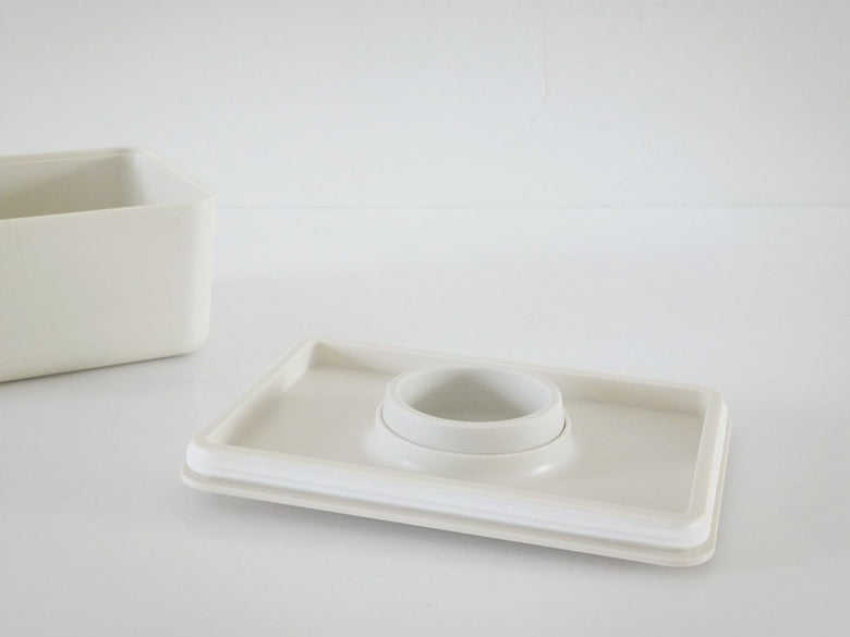 sarasa designのシリコン蓋付きウェットティッシュホルダー、ABSとシリコン製のコンパクトな収納トレイ