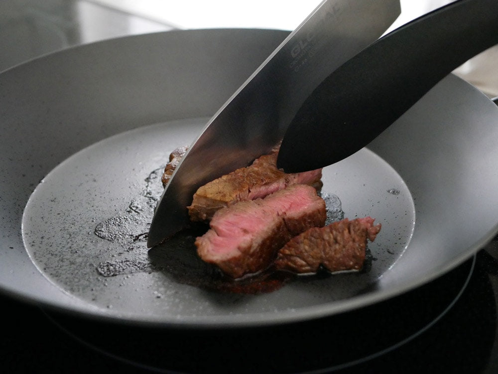 あやせものづくり研究会製テツパンの鉄フライパン