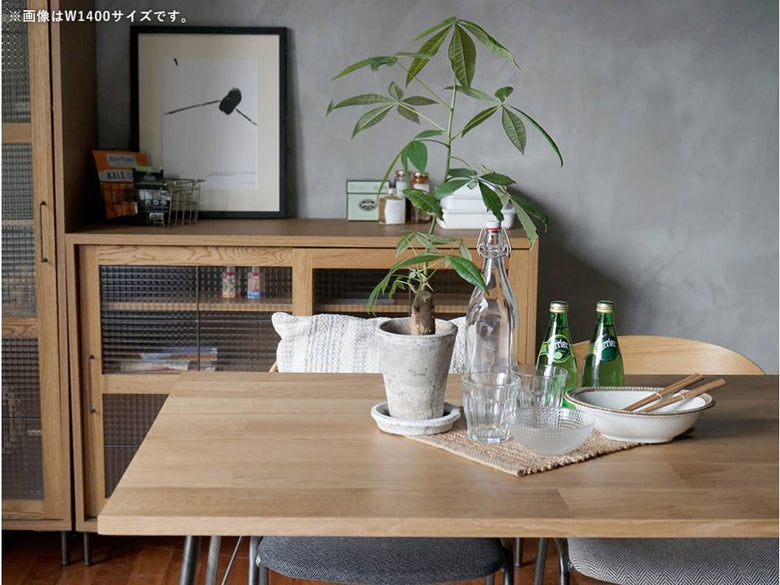 アデペシュsouダイニングテーブル、オーク突板とアイアン脚