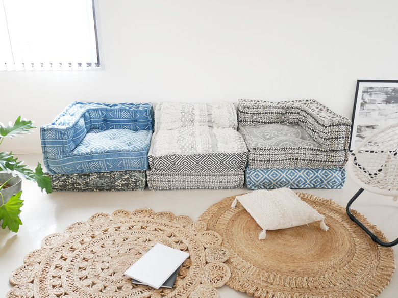 アデペシュのブロックマルチソファセンター