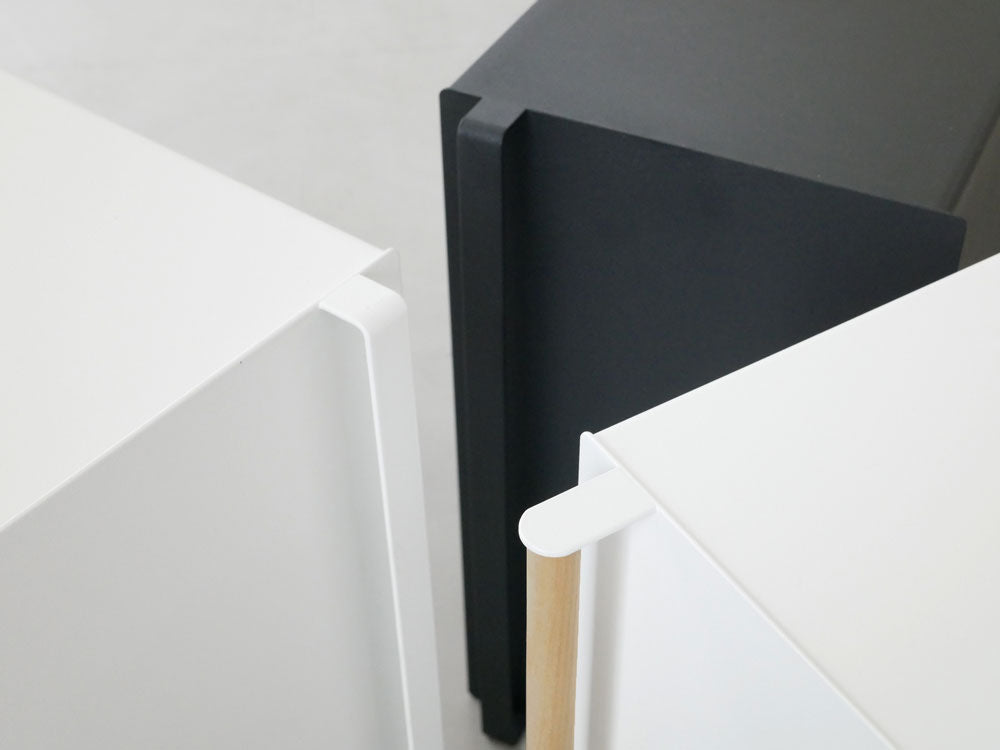 toscaトスカのホワイトスリムブレッドケース