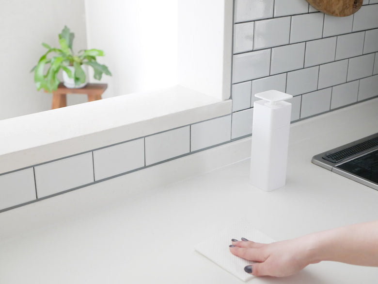 タワー片手操作のプラスチック製ディスペンサー