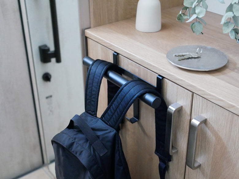 RIN下駄箱扉用ランドセル＆リュックハンガー