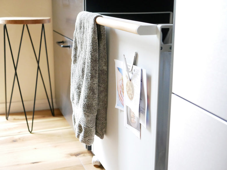 towerブランドの目隠し2分別ダストワゴン