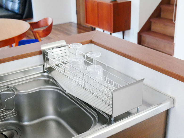 UtaUのステンレス製水切りラック