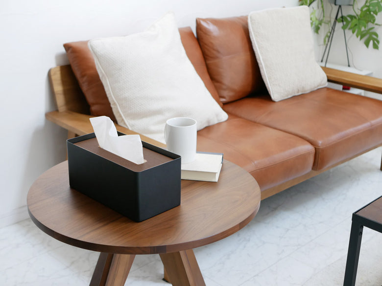 YAMAZAKI/RINの蓋付きスチールティッシュケース