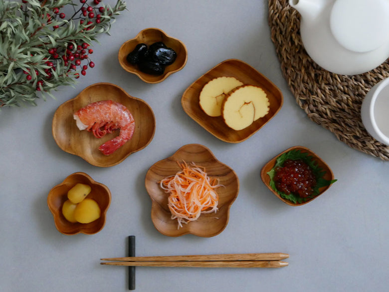 ホーンプリーズのチークウッドプレートとミニボウル