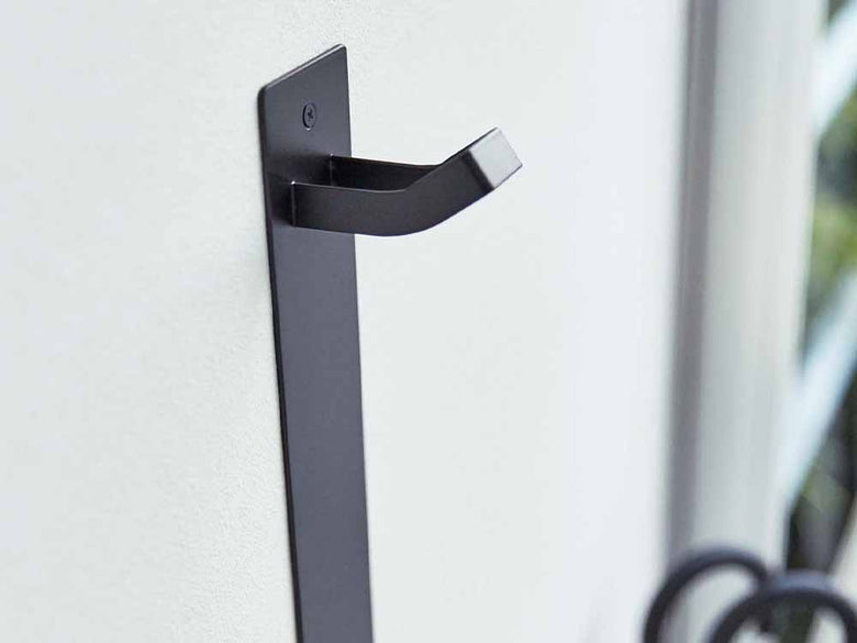 YAMAZAKIタワーの灰色マグネットヘルメットフック