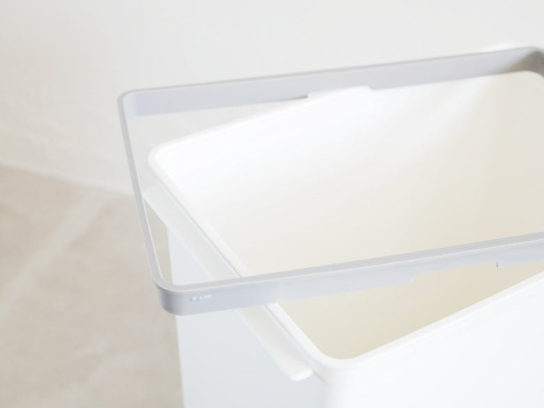 like-itのフロントオープン白色プラスチック製トラッシュビン