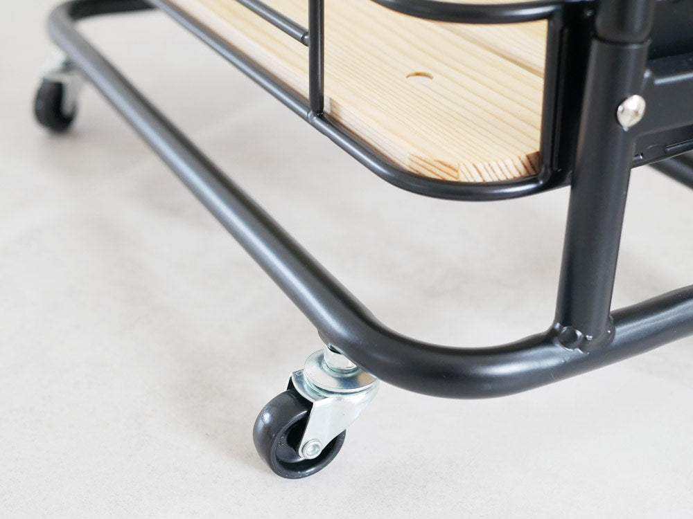 BY CAGEのスリムワゴン、スチールフレームと木製底