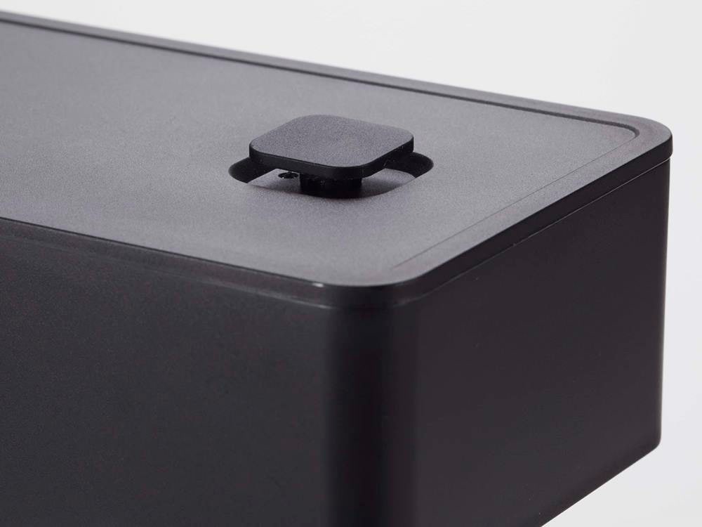 銀色のバルブ付き密封バターケース