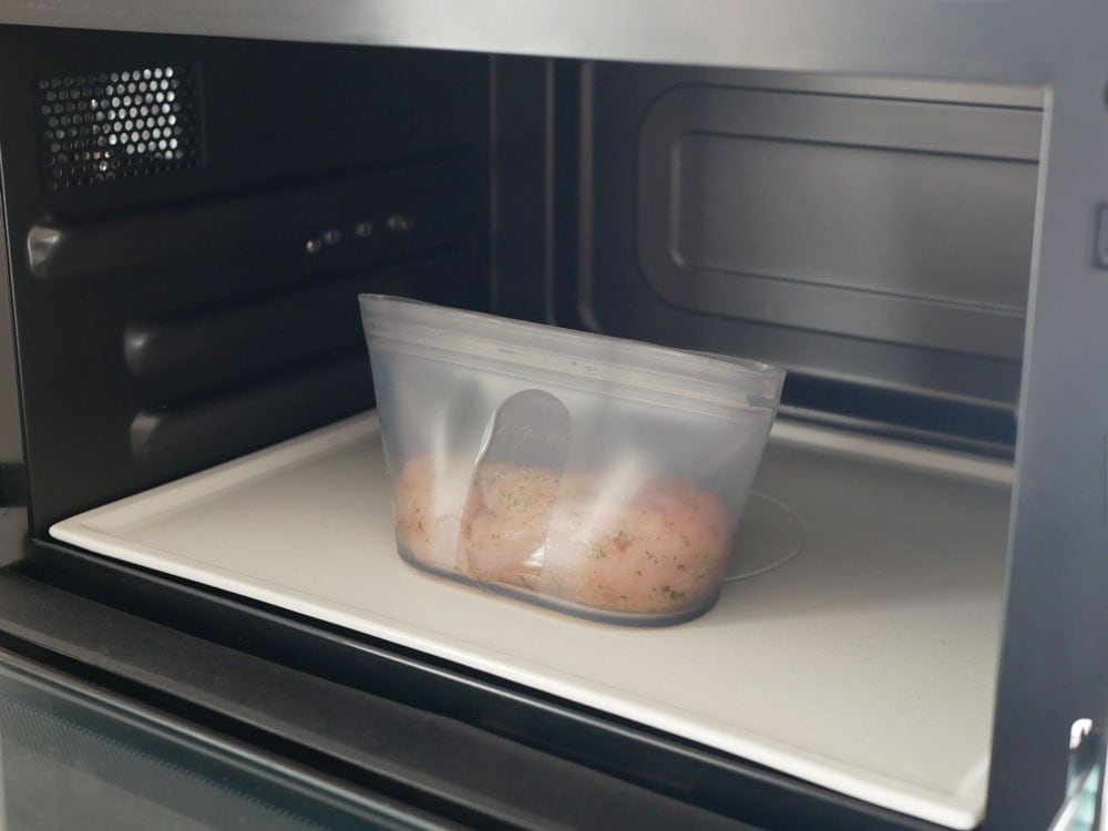 Zip Topジップトップのプラチナシリコーン製ディッシュ、多サイズ展開で食洗機・電子レンジ対応のアメリカ製キッチン容器