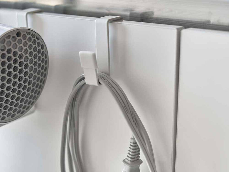 YAMAZAKIタワーのスチール製ドライヤーハンガー