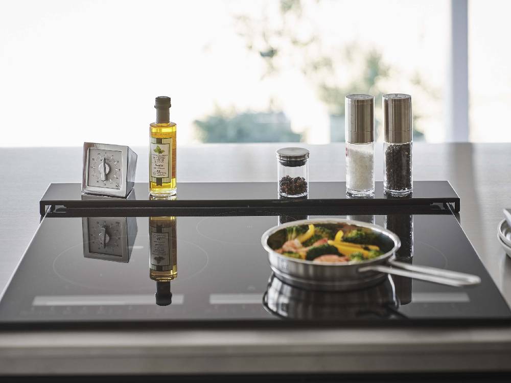 タワーのスチール製フラット排気口カバー