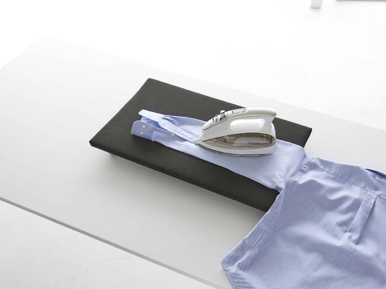 タワー製卓上脚付き平型アイロン台