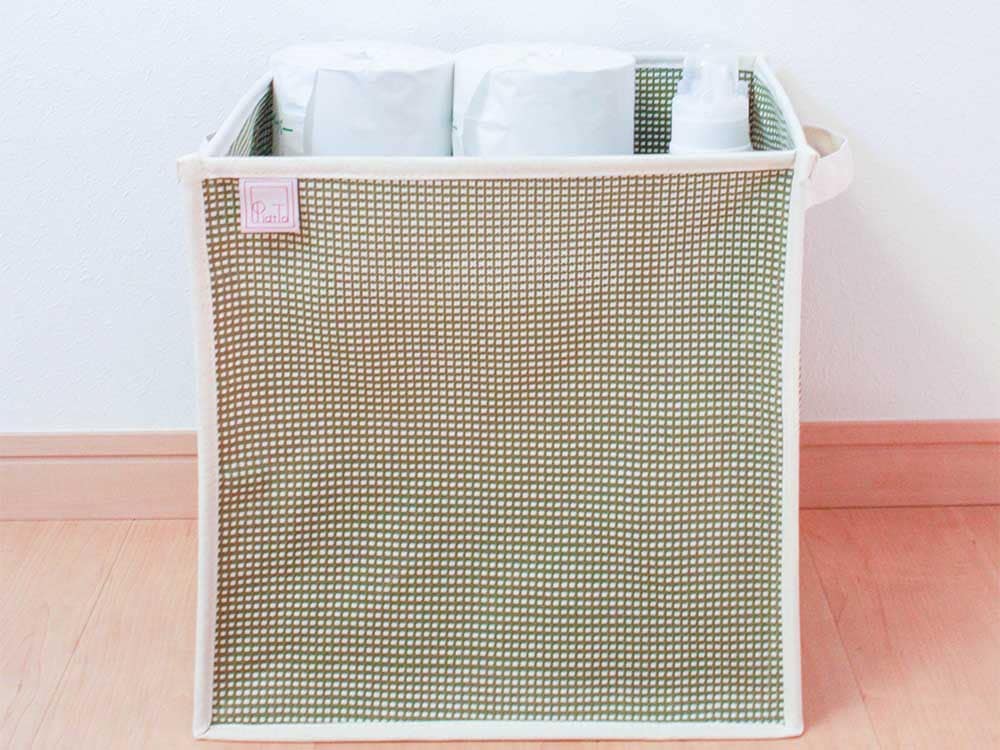 ピアットのピンクメッシュ収納バスケット