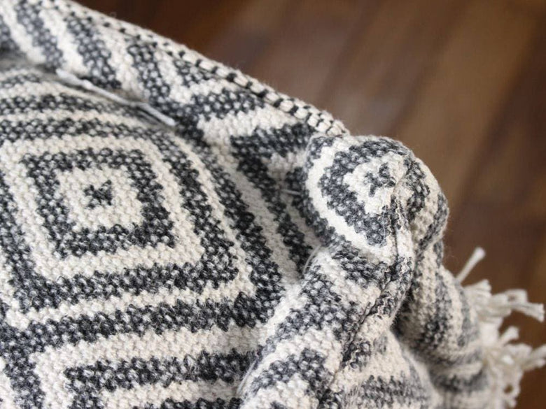 リサイクルコットン素材のアデペシュブロックマルチソファ