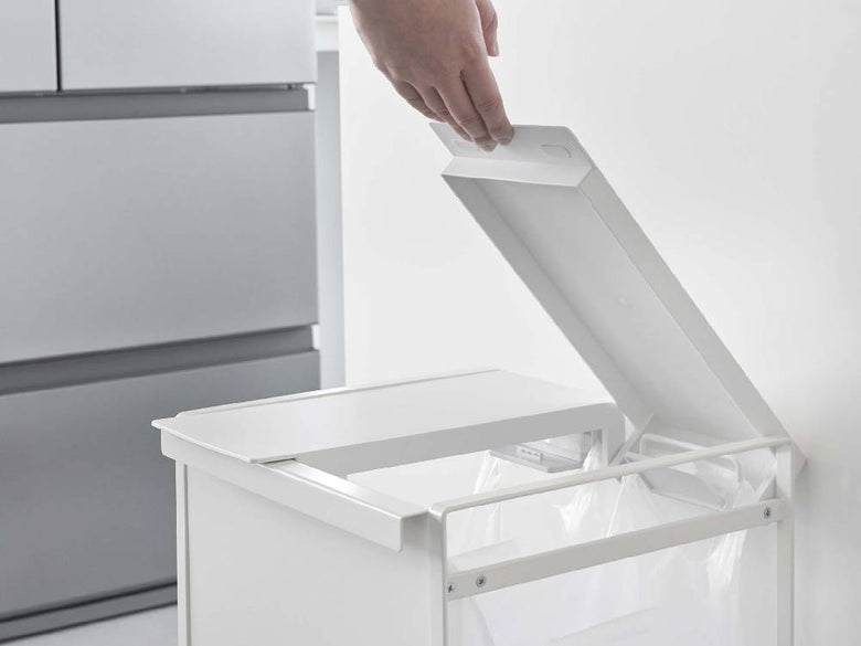 タワーの蓋付き分別ダストワゴン