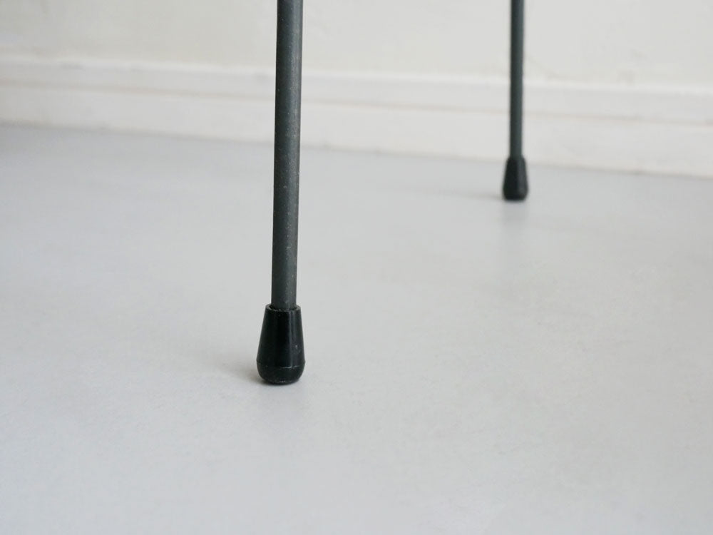 クロカワ鋼とクリア塗装を使用した高さ150cmの折りたたみハンガーラック