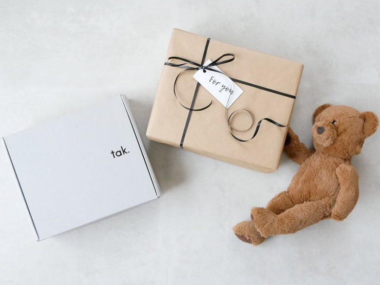 ベア柄キッズディッシュセットとカトラリーのギフトボックス