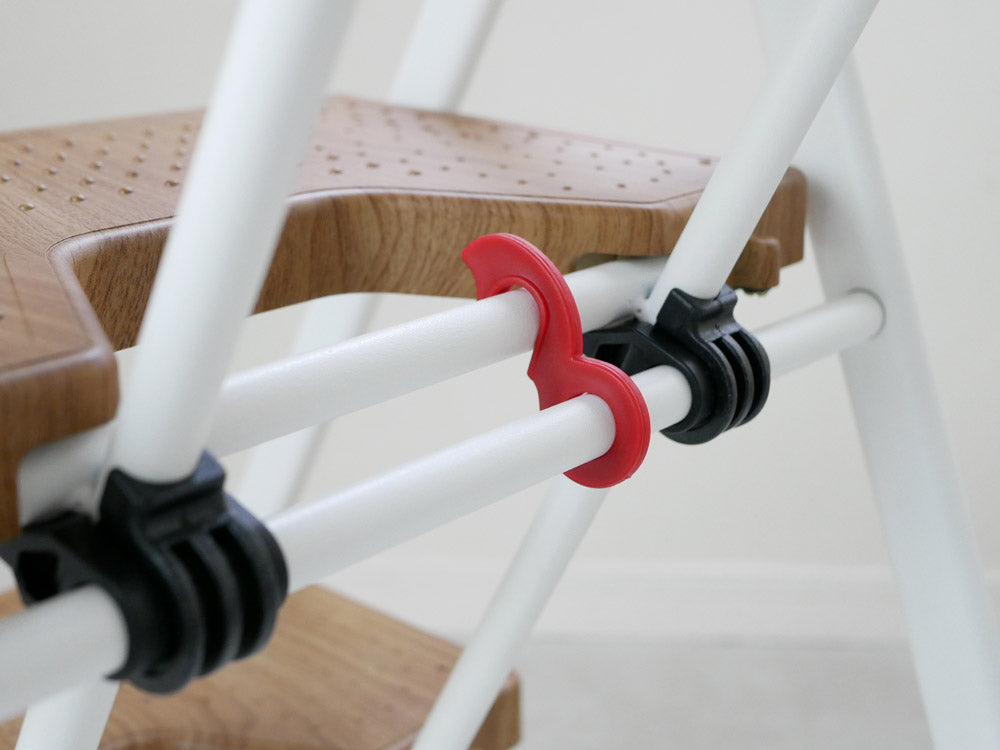 CB JAPANの2段フォールディングステップ（黒）