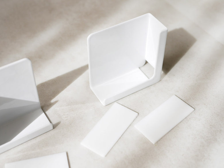 YAMAZAKIタワーのマグネットタブレットホルダー