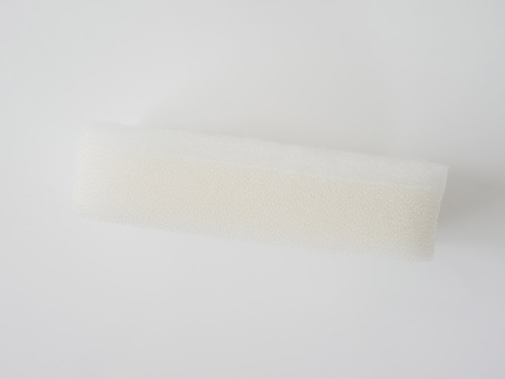 白い柄付きお風呂用プラスチックスポンジ