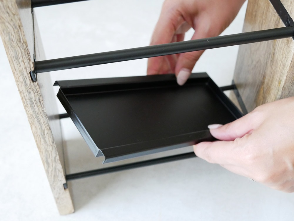 ポッシュリビングのマンゴーウッドとアイアン製アンブレラスタンド