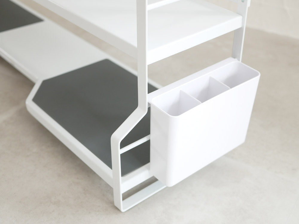 YAMAZAKIタワー製スチール製灰色のコンロ奥ラック、キッチン用に複数棚が備わったデザイン家具