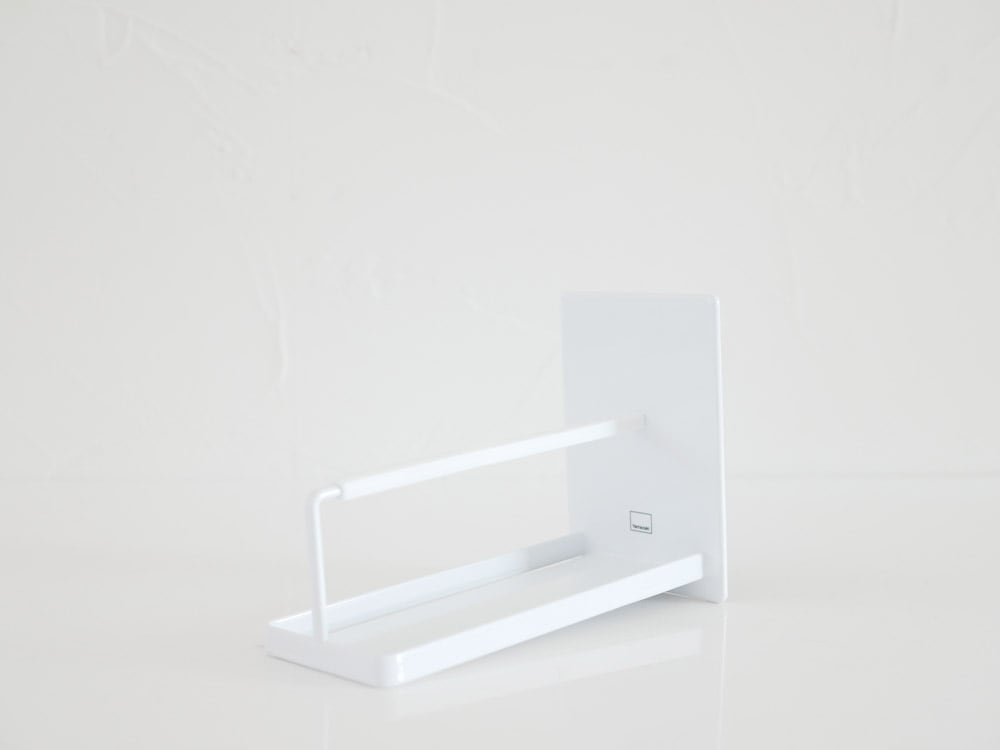 YAMAZAKIタワー マグネットバスルームスマホスタンド